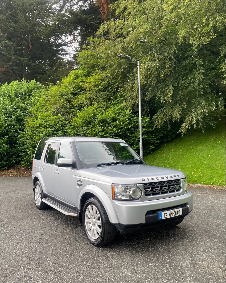 Land Rover Discovery 4 - Image 2