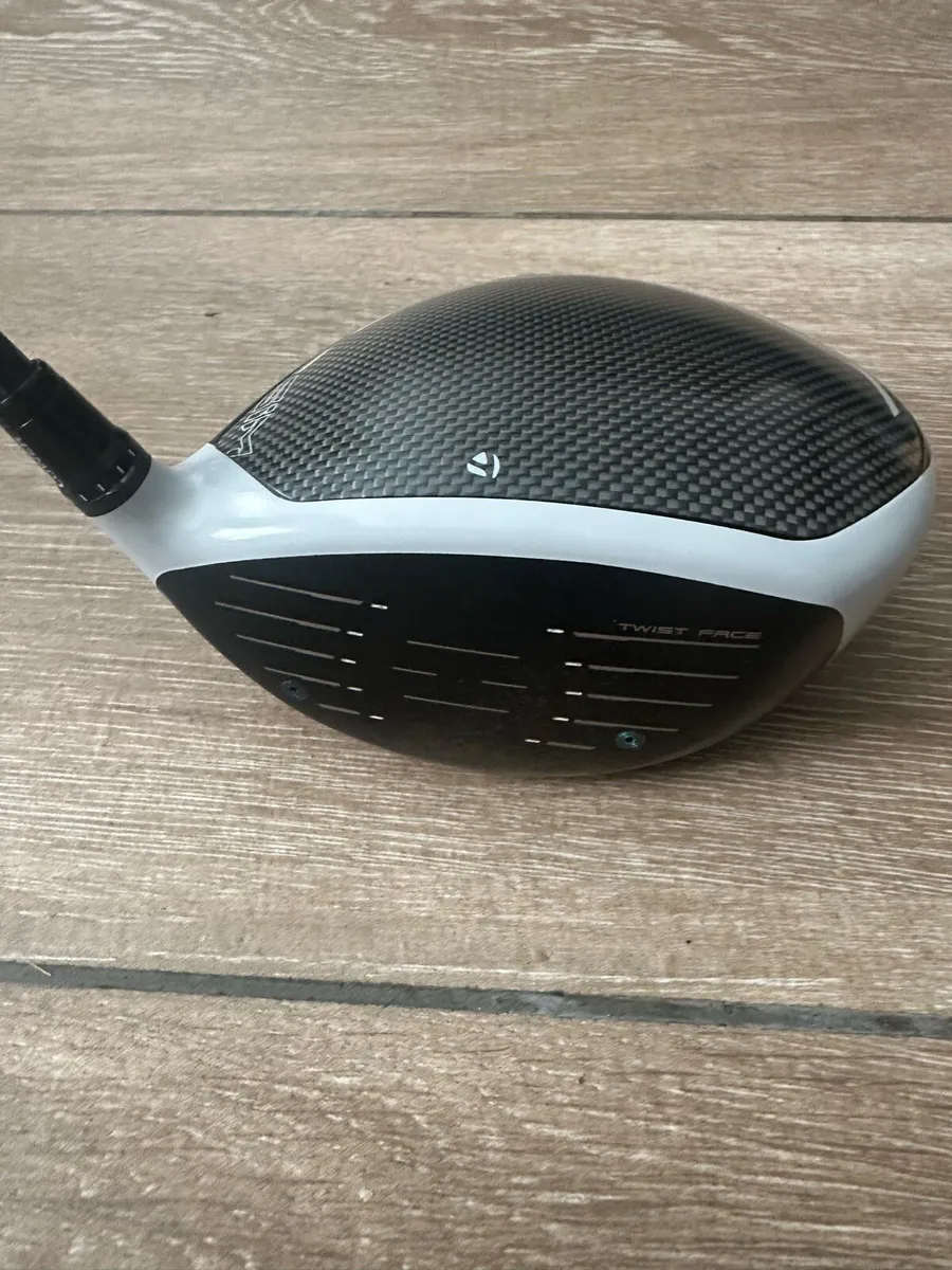 Left hand sim driver - Image 1
