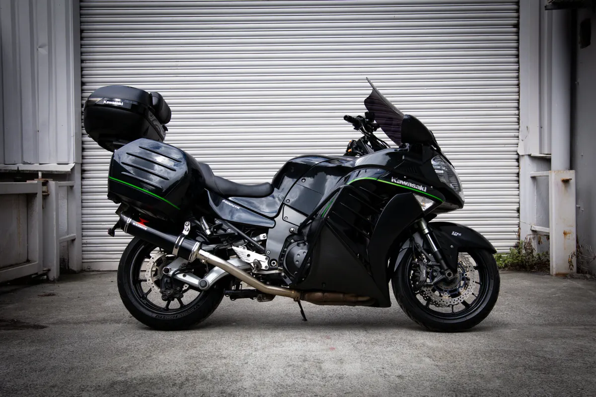 Kawasaki GTR1400 2015 - Image 1