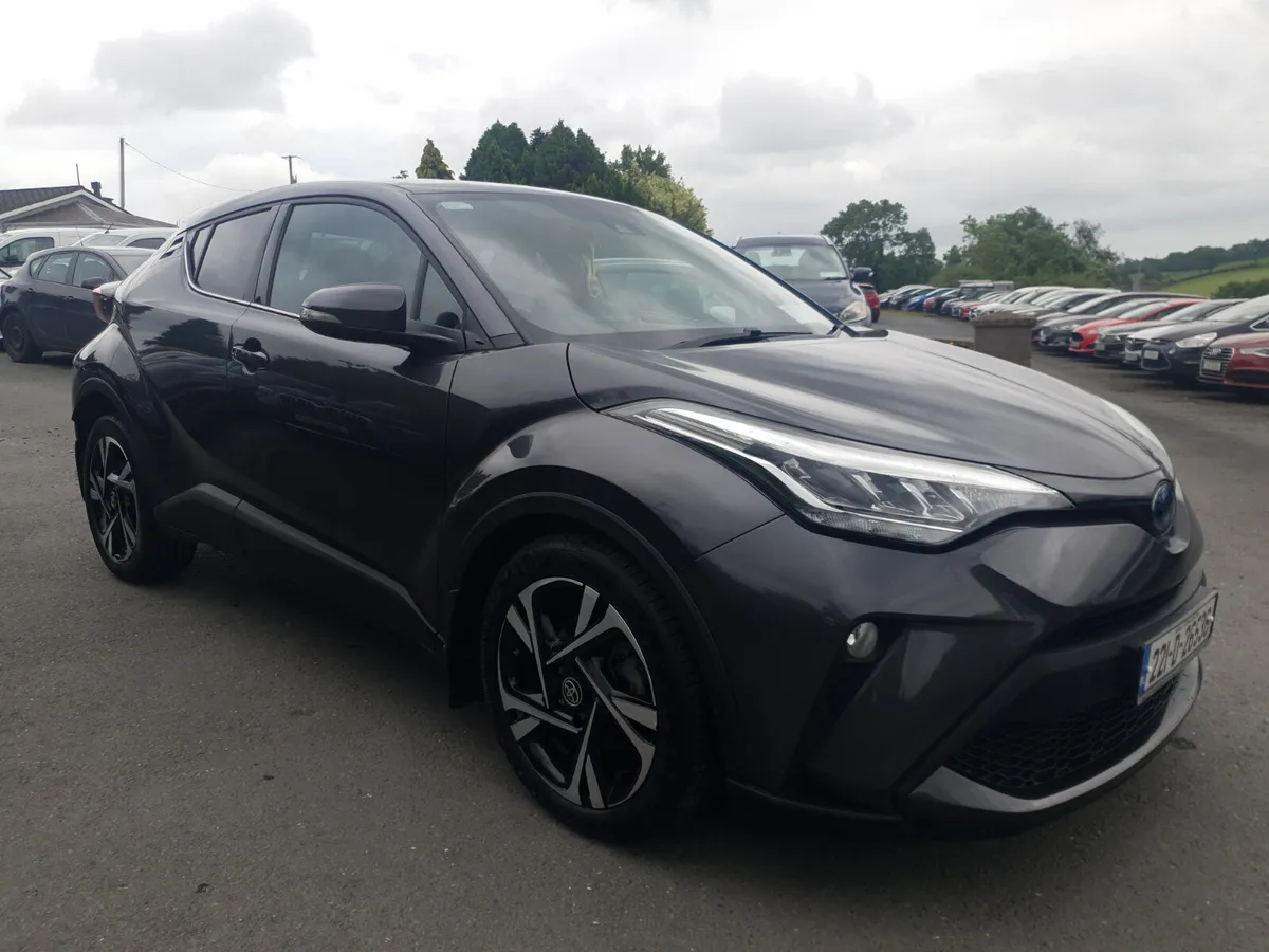 Toyota C-HR 2022 - Image 2