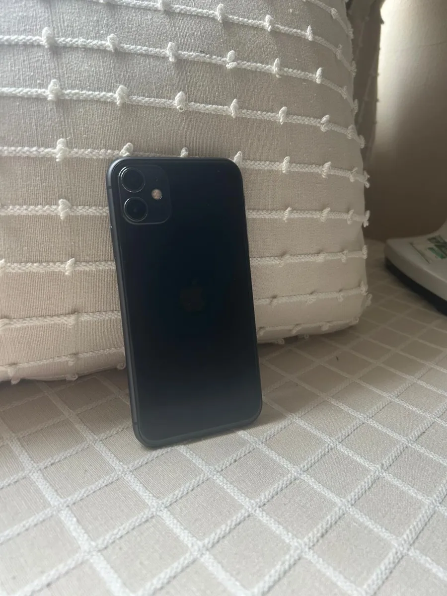 Phone - Image 4