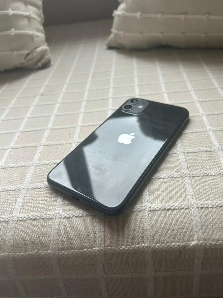 Phone - Image 1