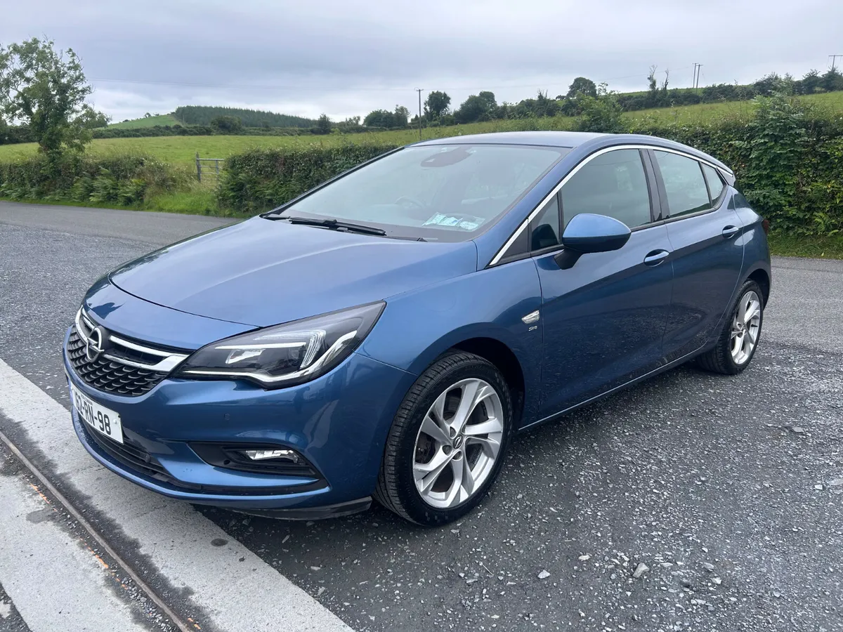 Opel Astra 2016 1.6 diesel automatic - Image 3