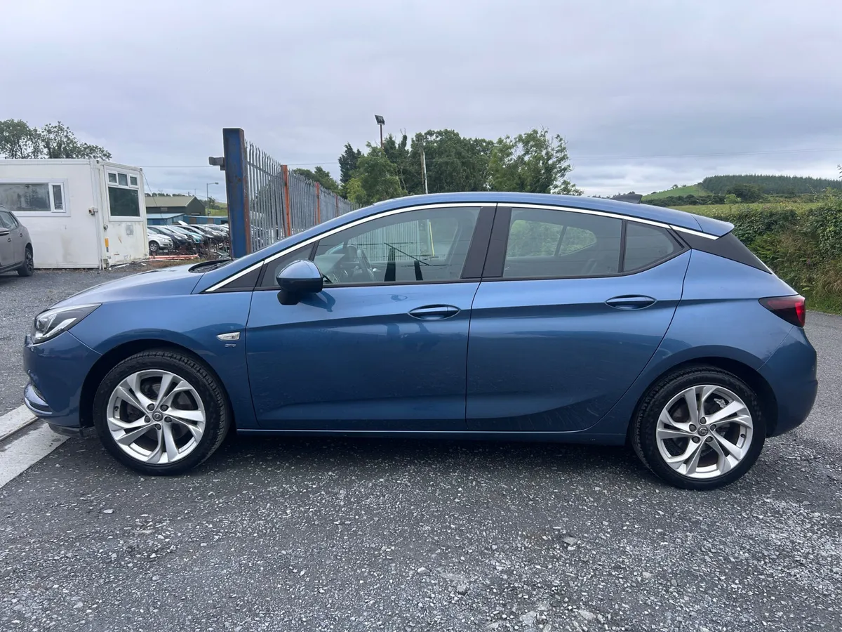 Opel Astra 2016 1.6 diesel automatic - Image 4