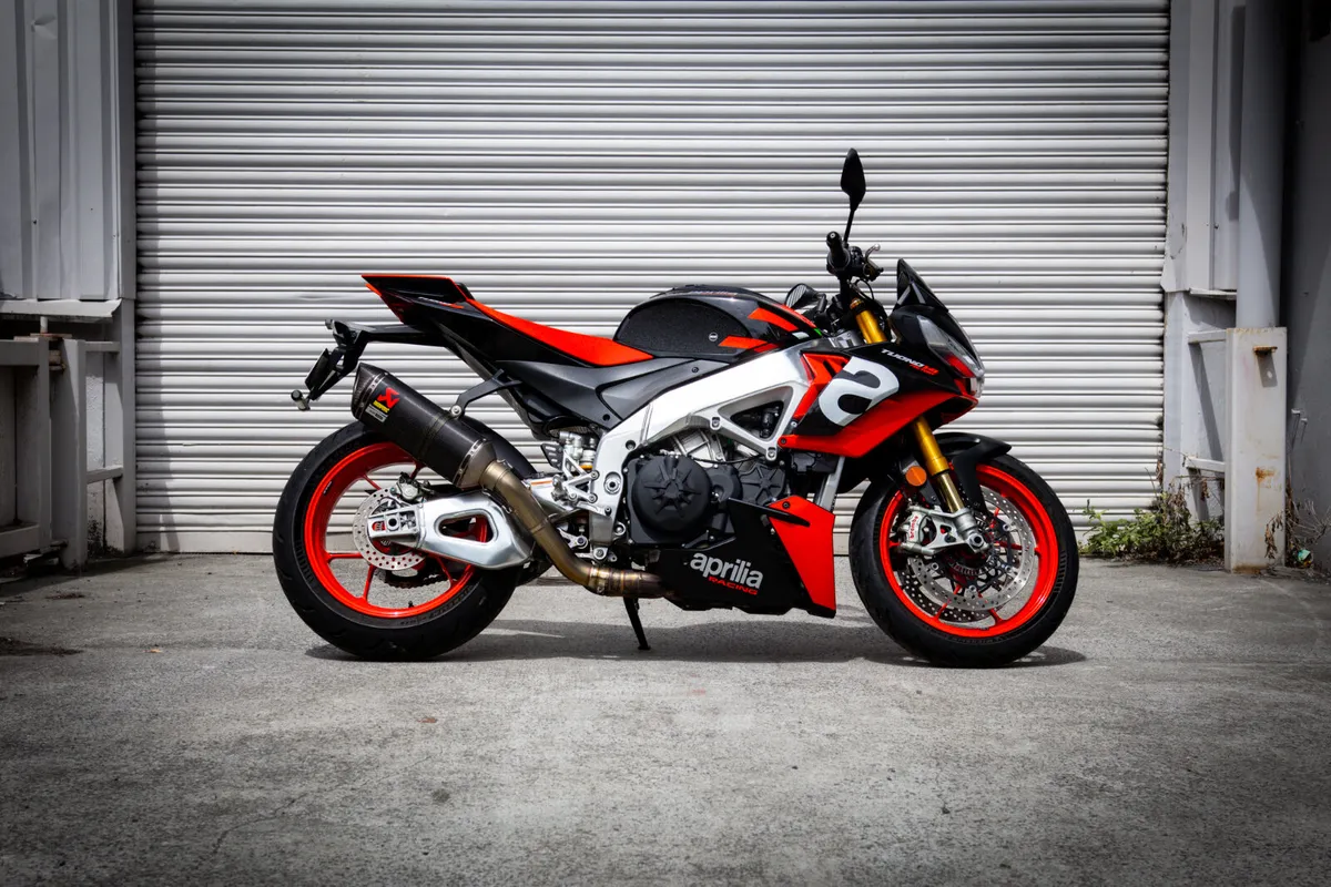 Aprilia Tuono V4 Factory 2021 - Image 1