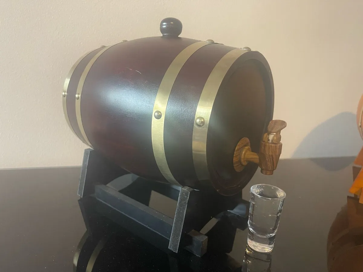 Barrel for whiskey or cognac - Image 1