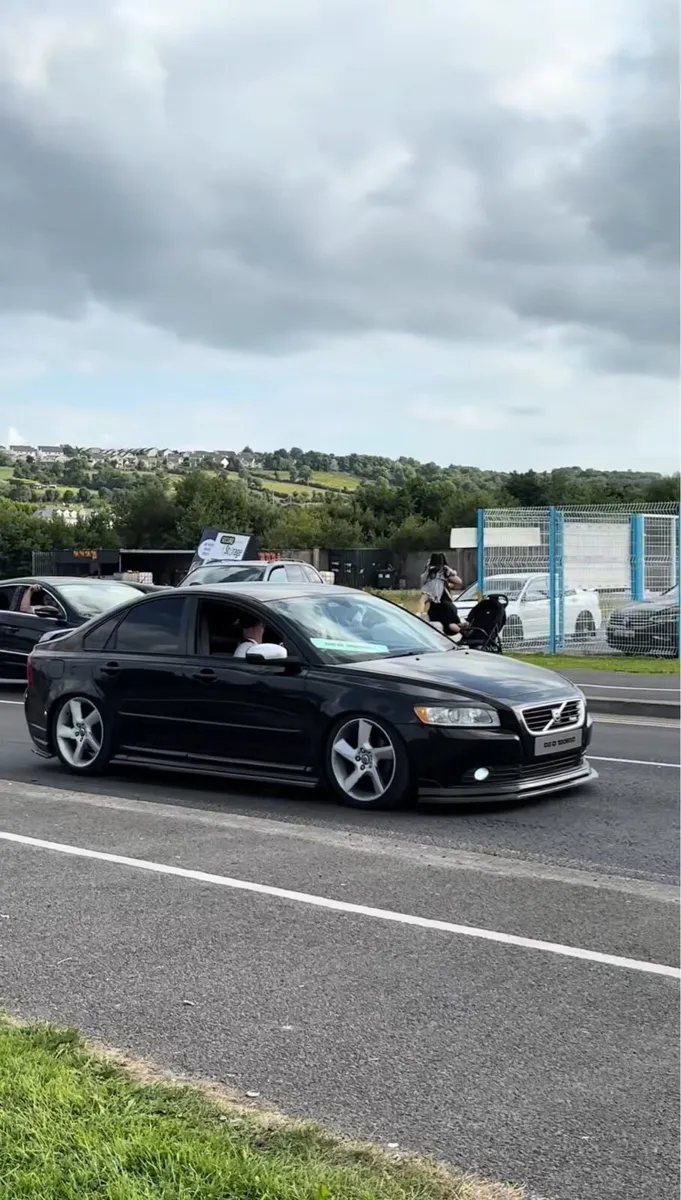 2L Volvo S40 R-Design Kitted - Image 2