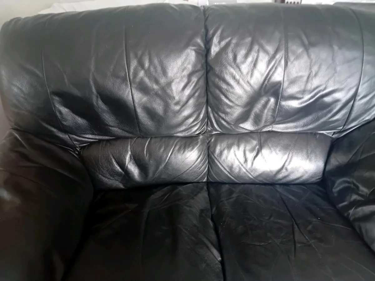 Black 2 Seater leather couch - Image 2