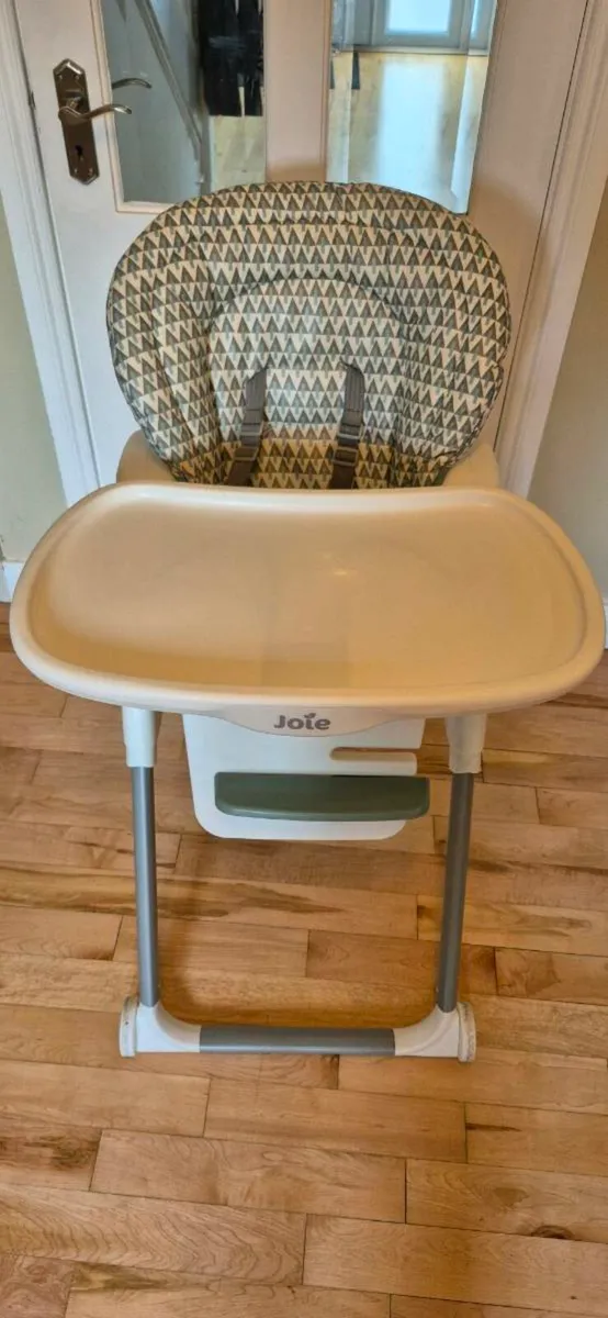 JOIE Baby high chair - Image 1