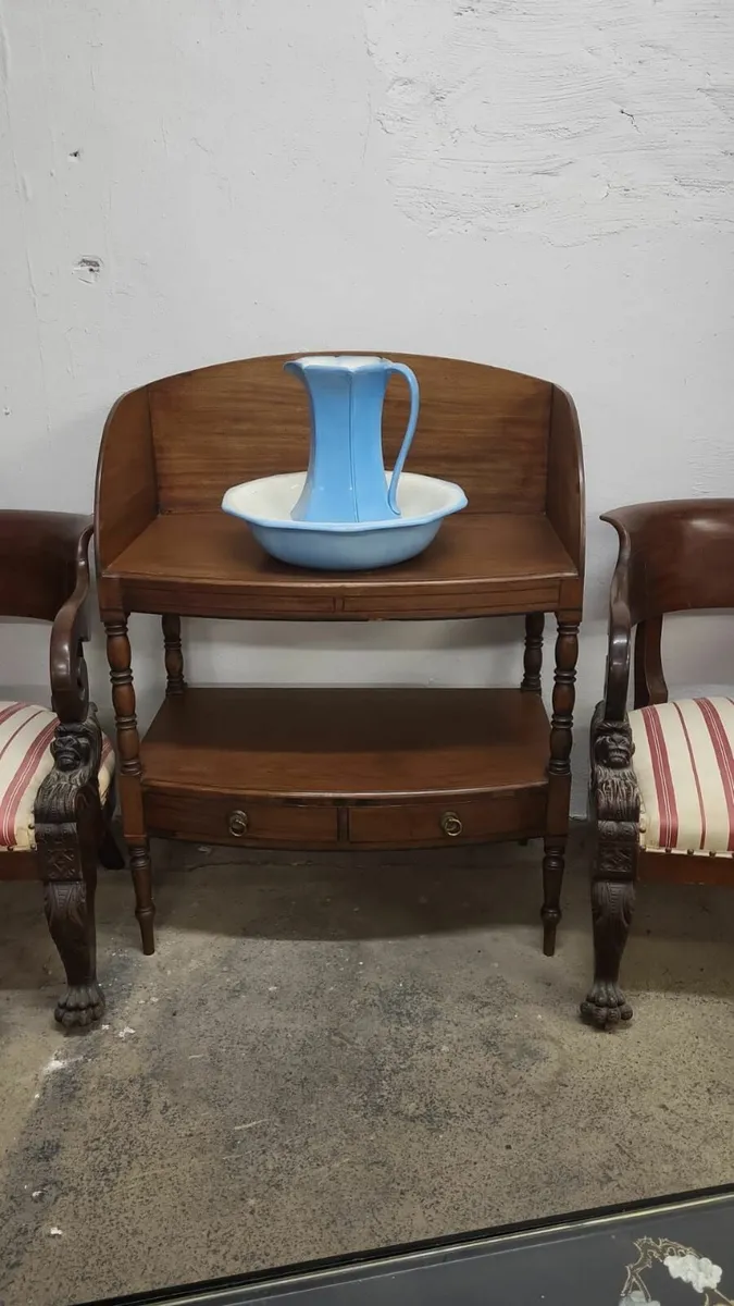 Georgian mahogany wash stand with drawers - Image 1