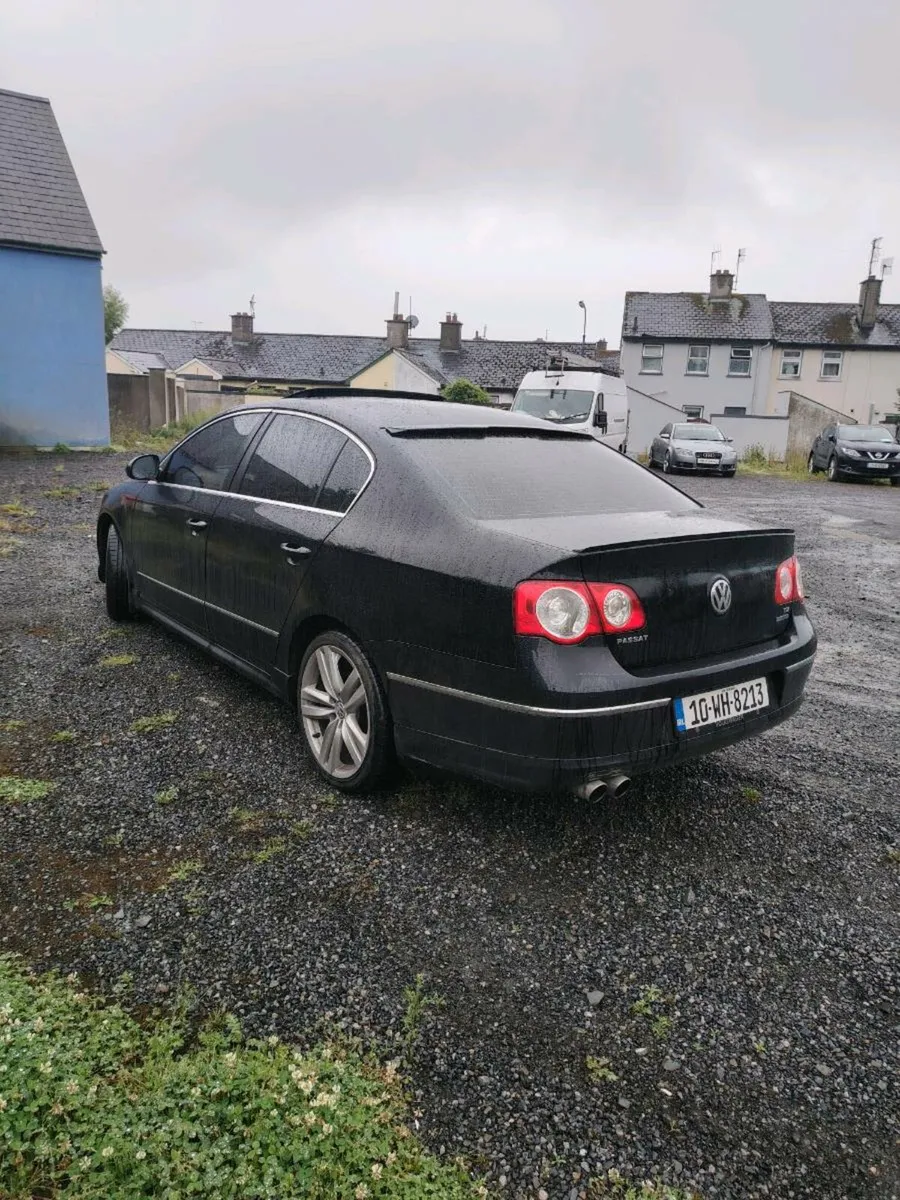 2010 Passat 2.0 TDi - Image 2