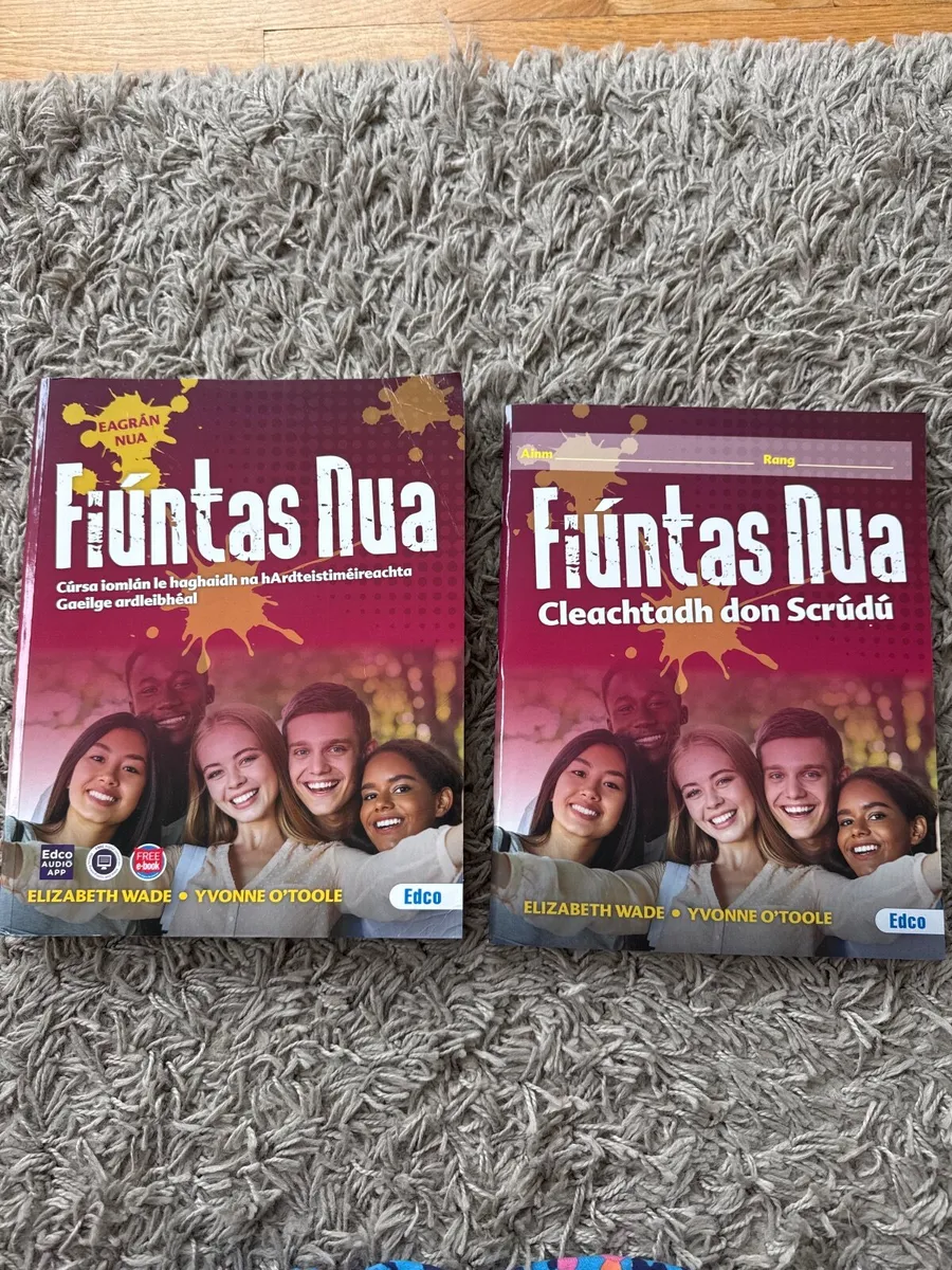 Fiuntas nua Irish higher level book