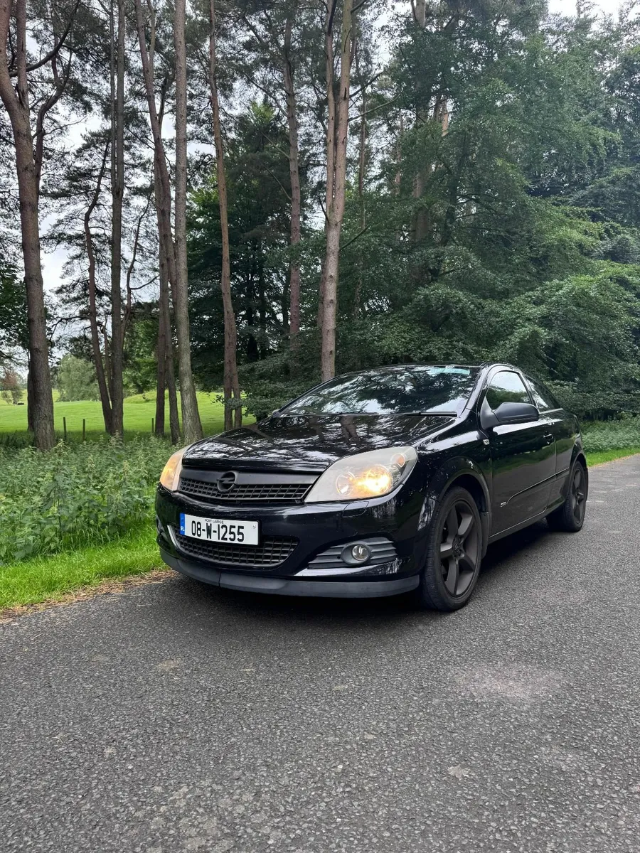 Opel Astra 2008 - Image 2