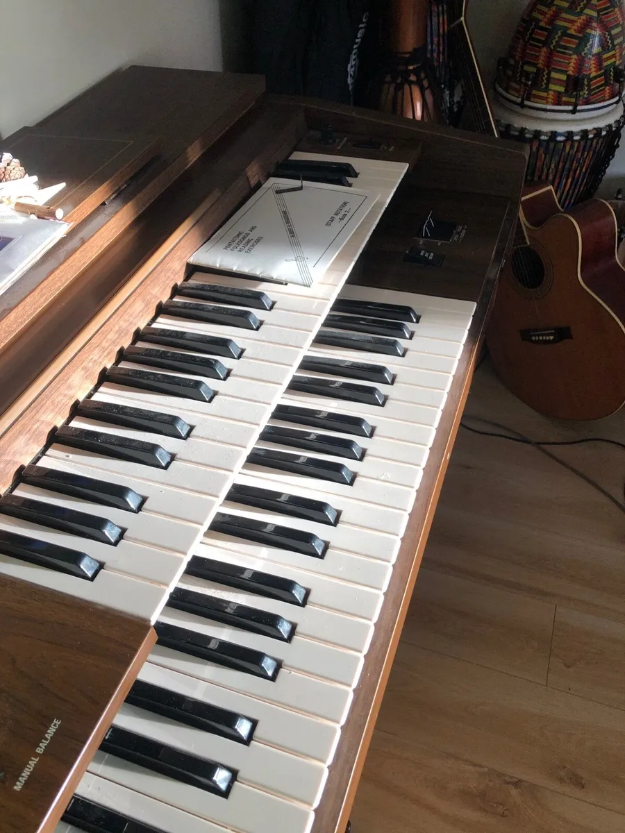 Yamaha Organ - Image 4
