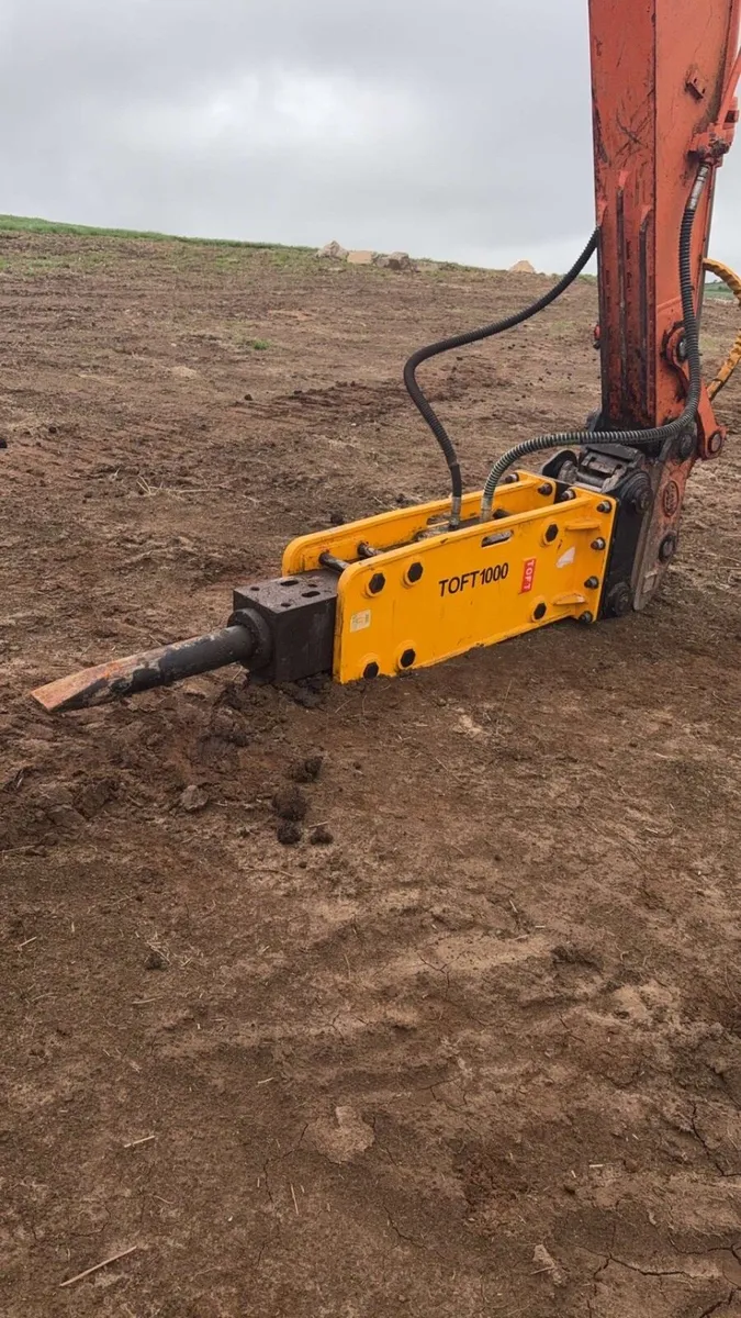 14 ton Rock breaker. No VAT - Image 1