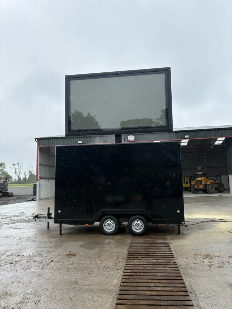 Mobile LED Advertising Screen - Image 2
