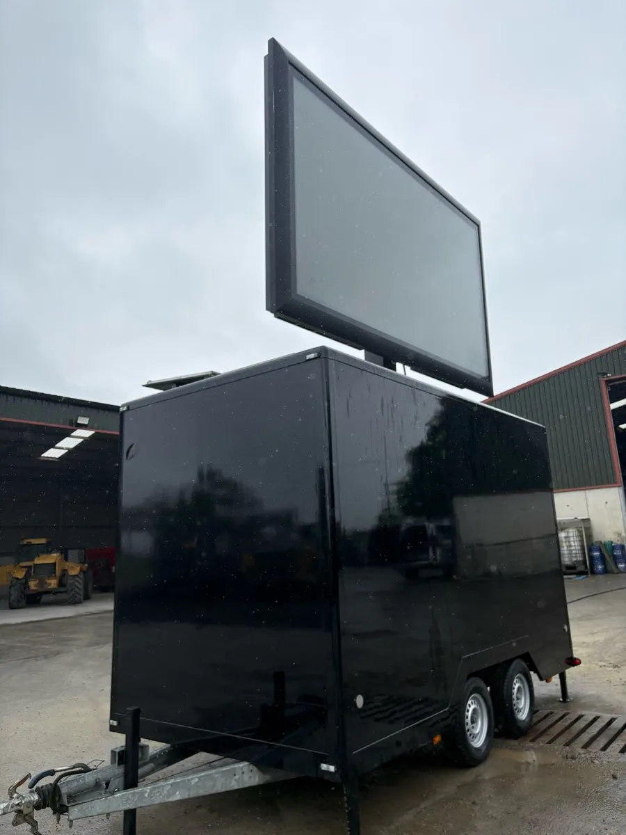 Mobile LED Advertising Screen - Image 3
