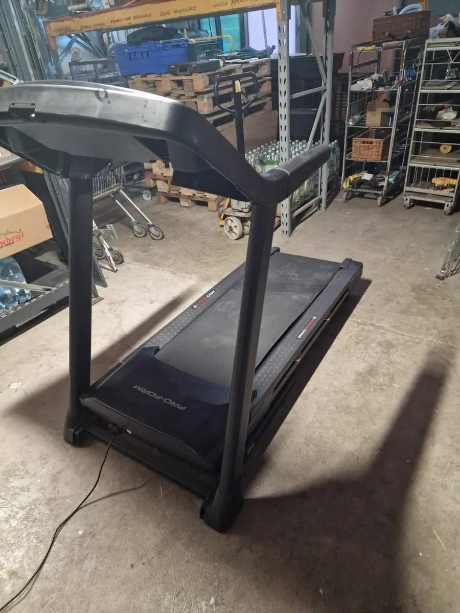 PRO FORM Treadmill - Image 3