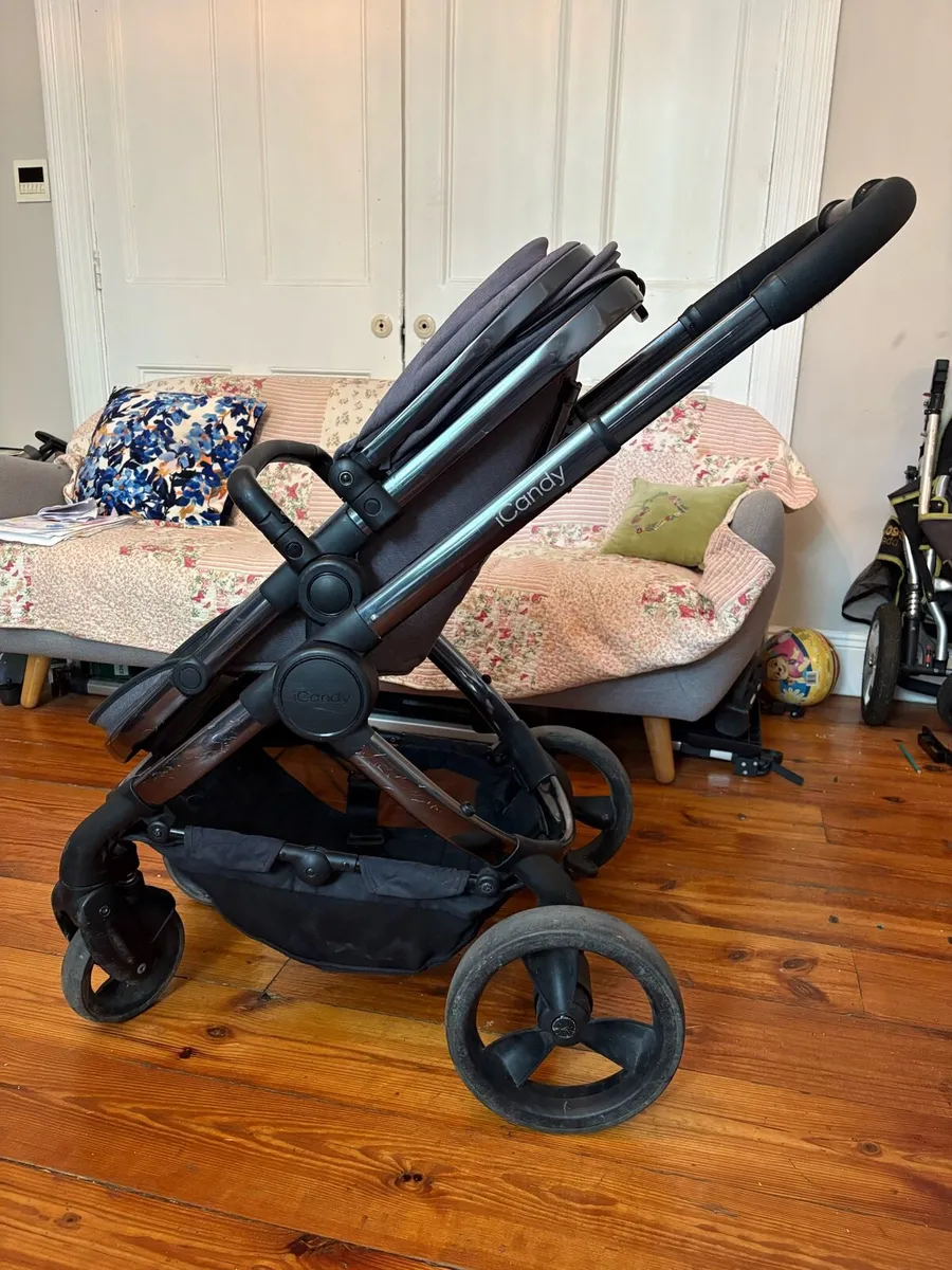 iCandy Peach buggy and carrycot - Image 3