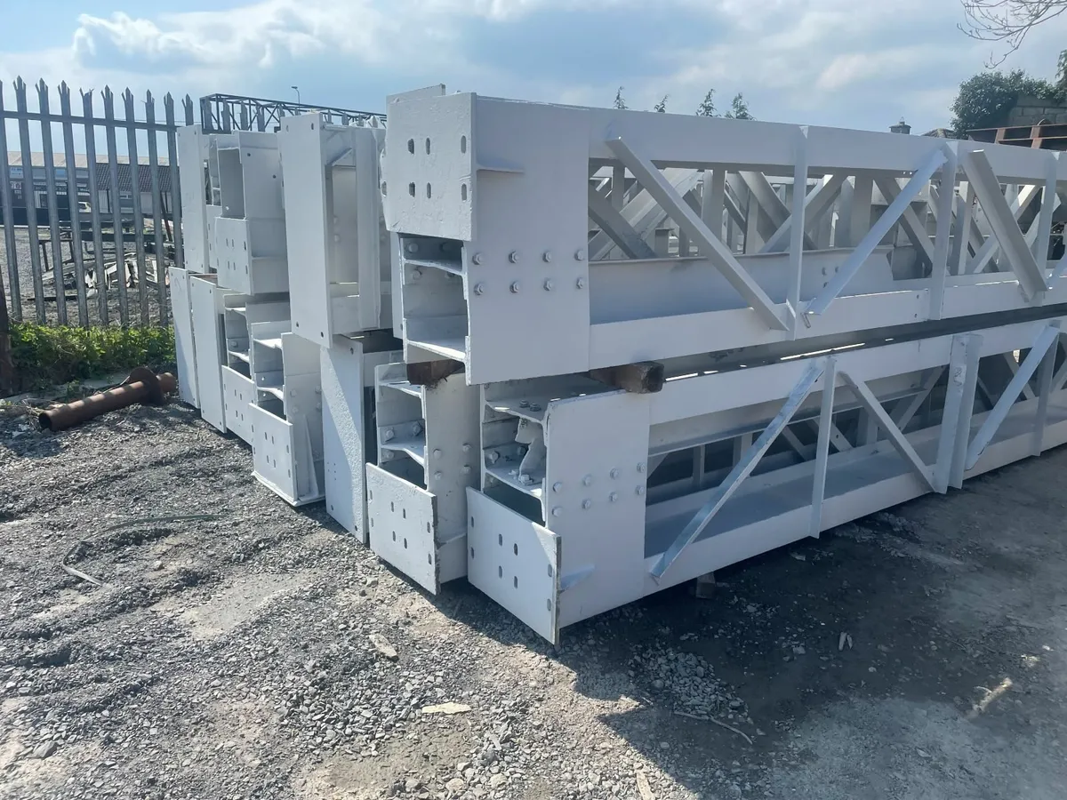 steel beams - Image 1