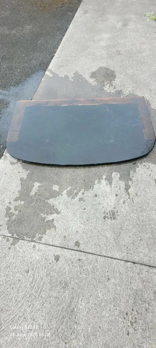 Fireplace hearth