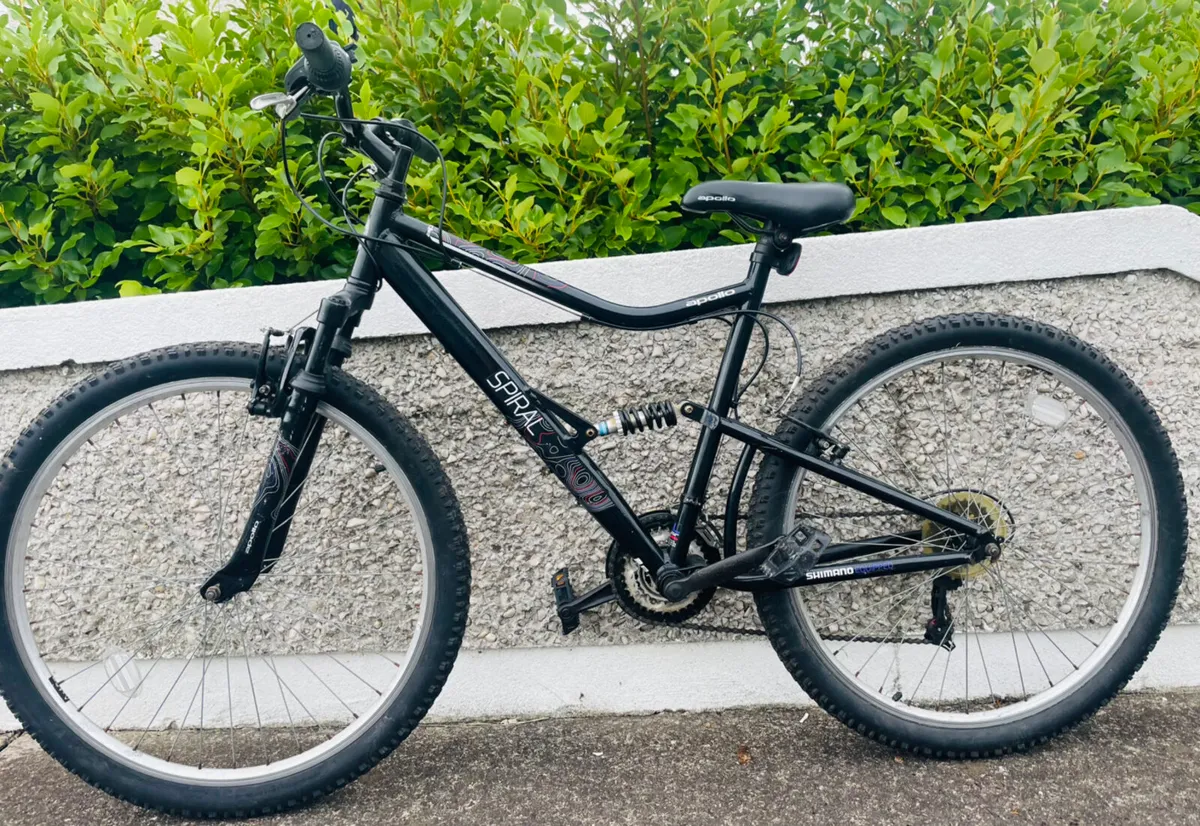 His & hers bicycle for sale . - Image 1