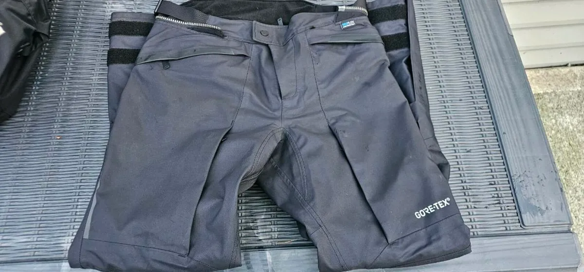 Revit Globe GTX Motorcycle Trousers - Image 4