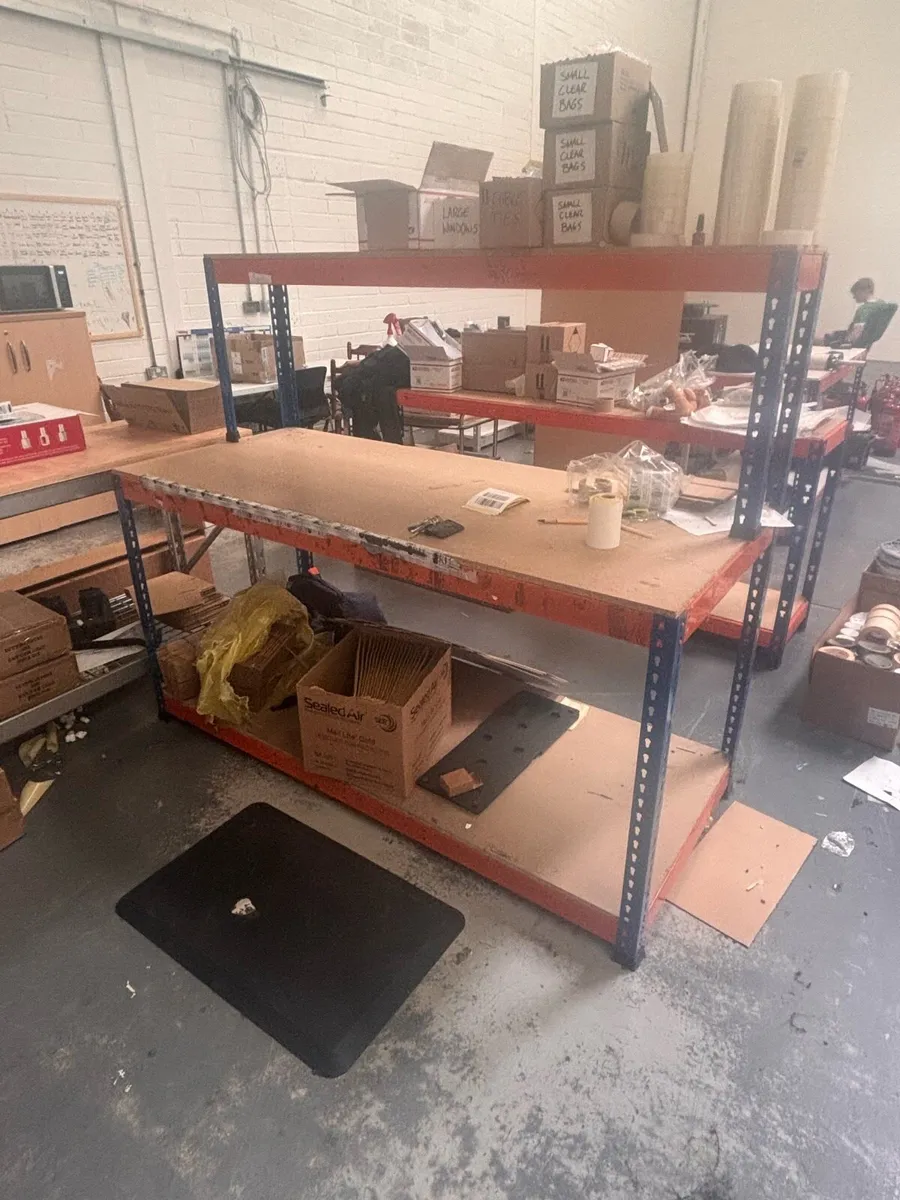 3 tier workbench 6 x 2.5Ft Solid unit - Image 1