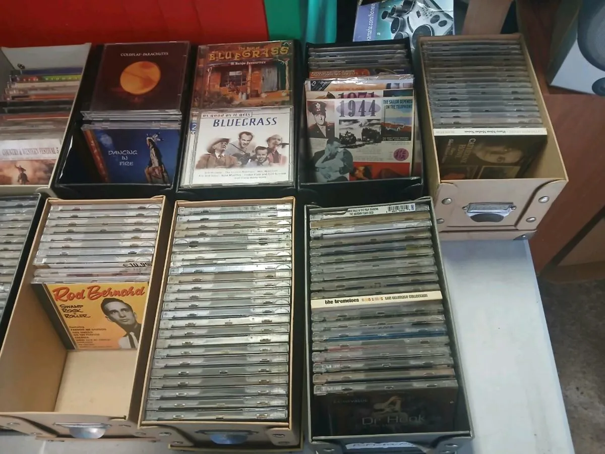 Music cds - Image 2