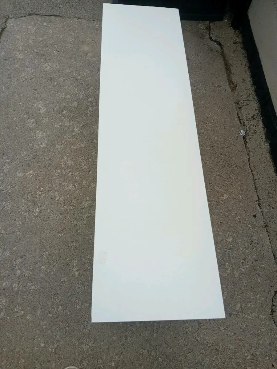 White bench - Image 2
