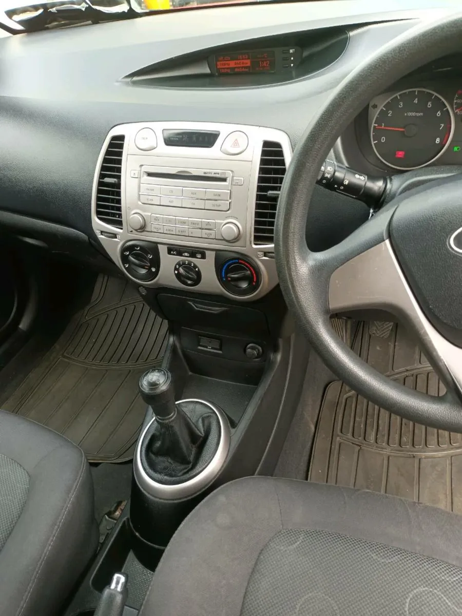 Hyundai i20 1.2 petrol - Image 3