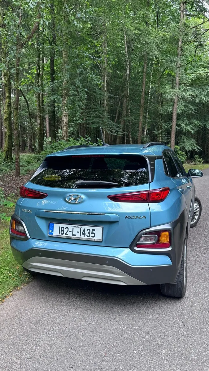 Car - Image 3