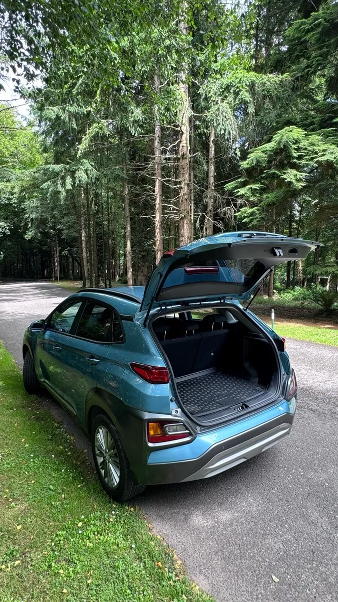 Car - Image 4