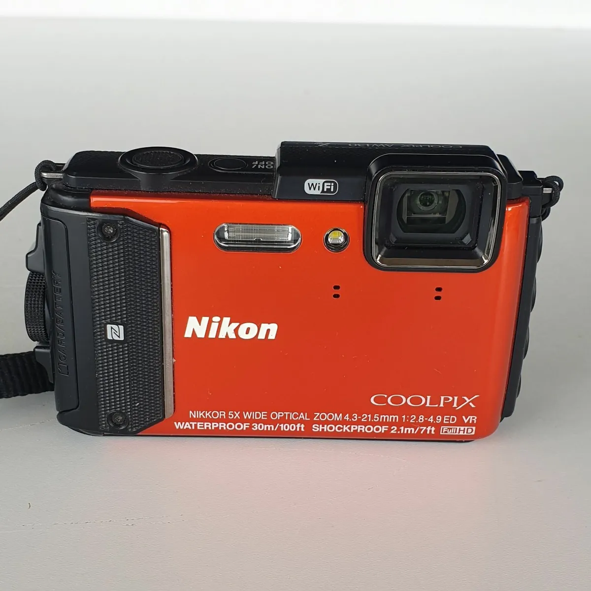 Nikon coolpix AW130 digital camera NOT working - Image 1
