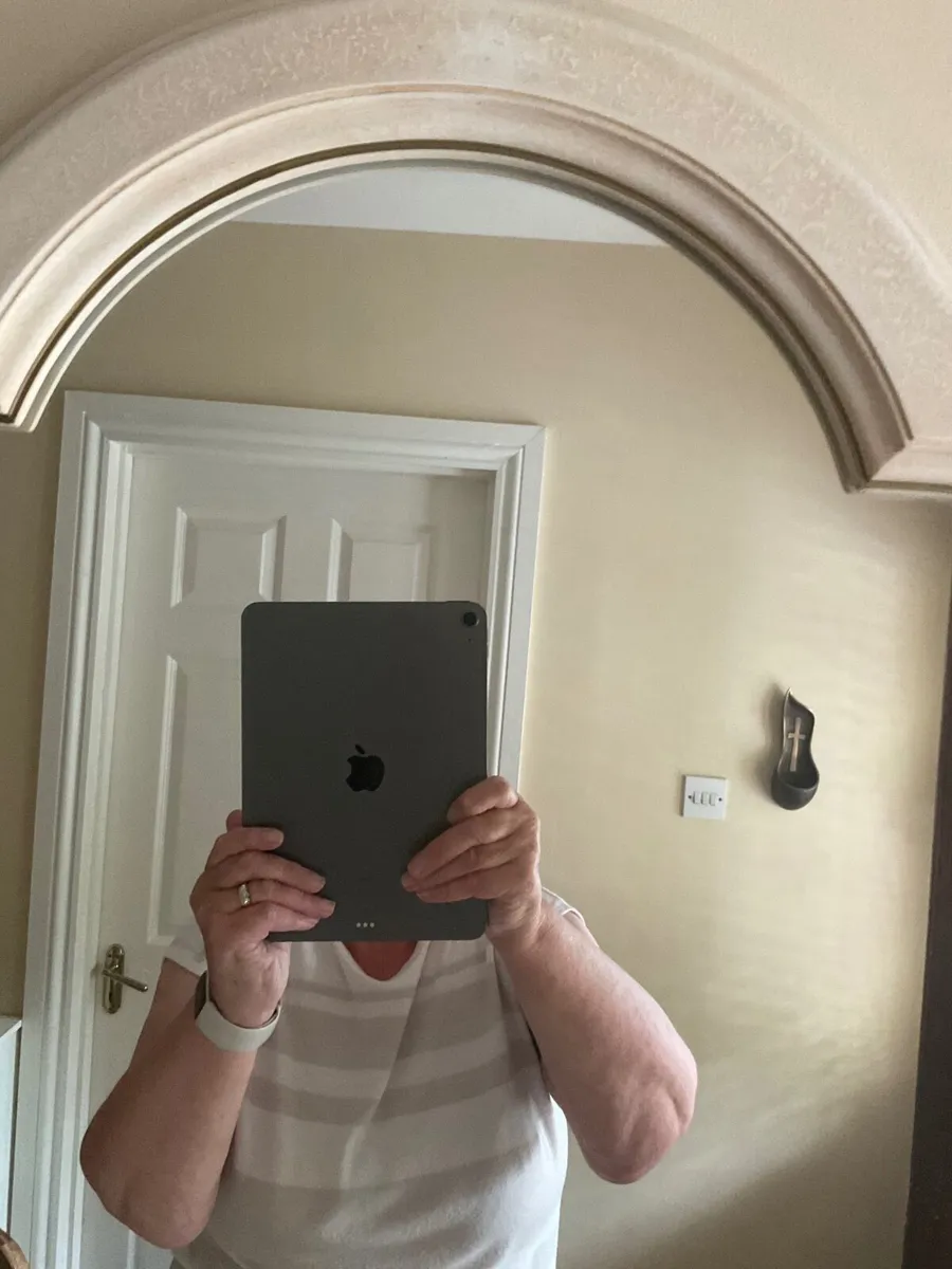 Mirror - Image 1