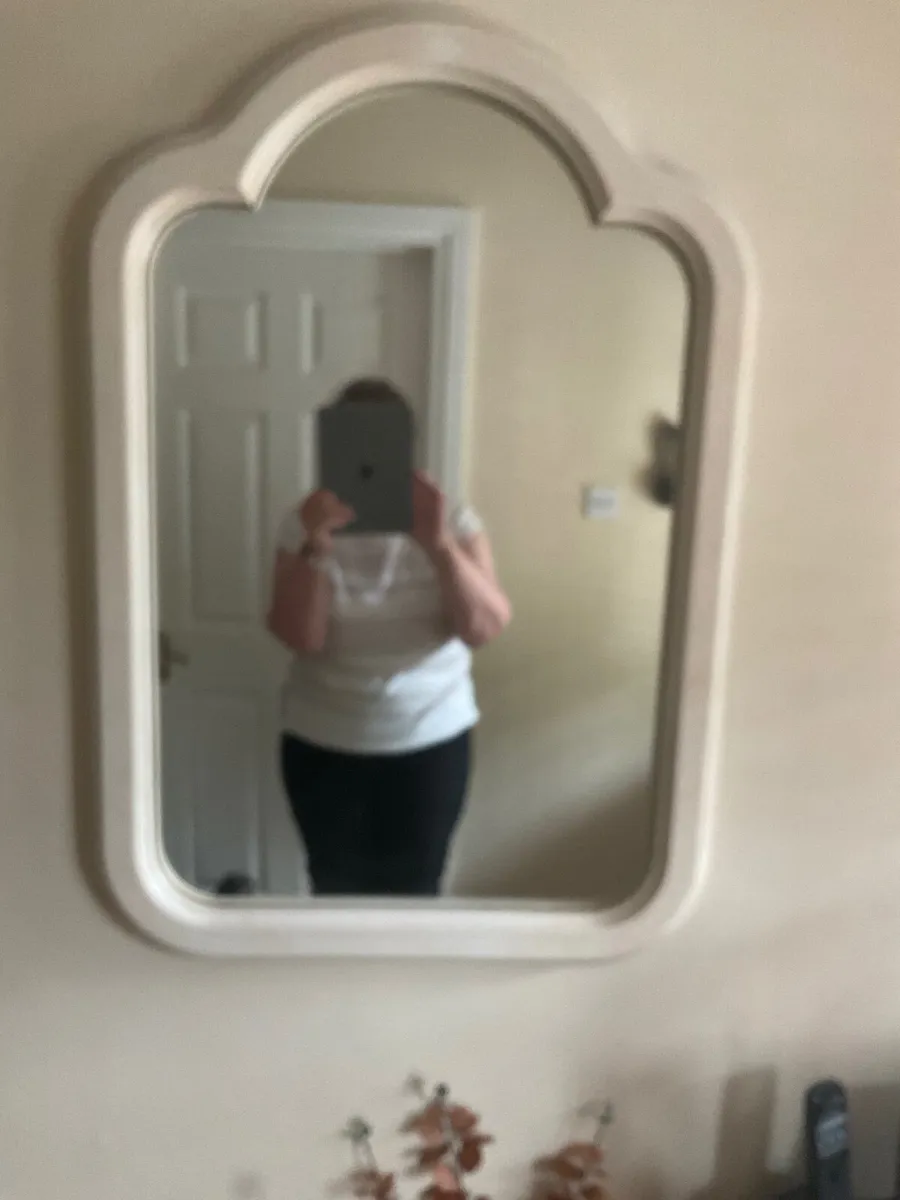 Mirror - Image 3