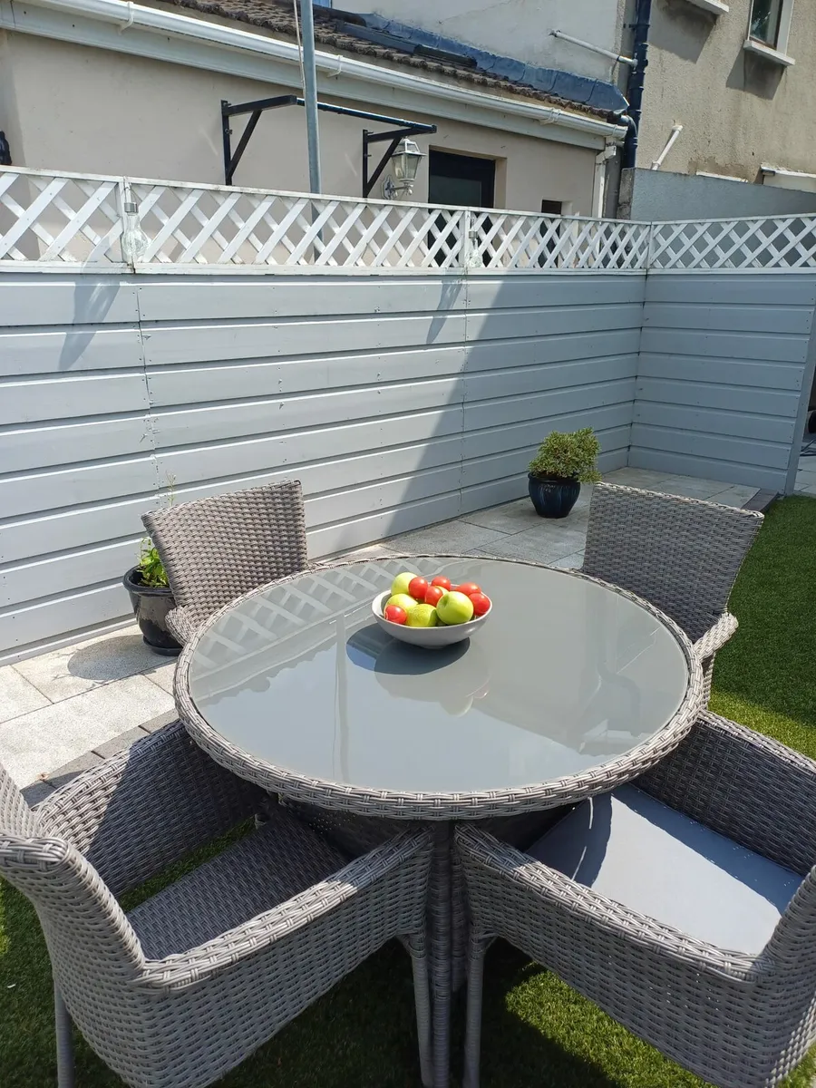 Garden patio set - table and four chairs - Image 1