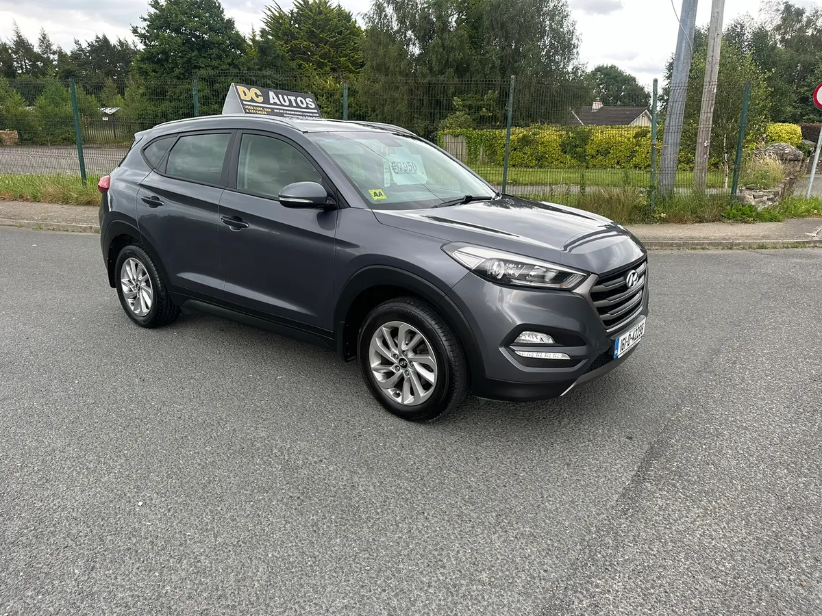 16 HYUNDAI TUCSON - Image 4