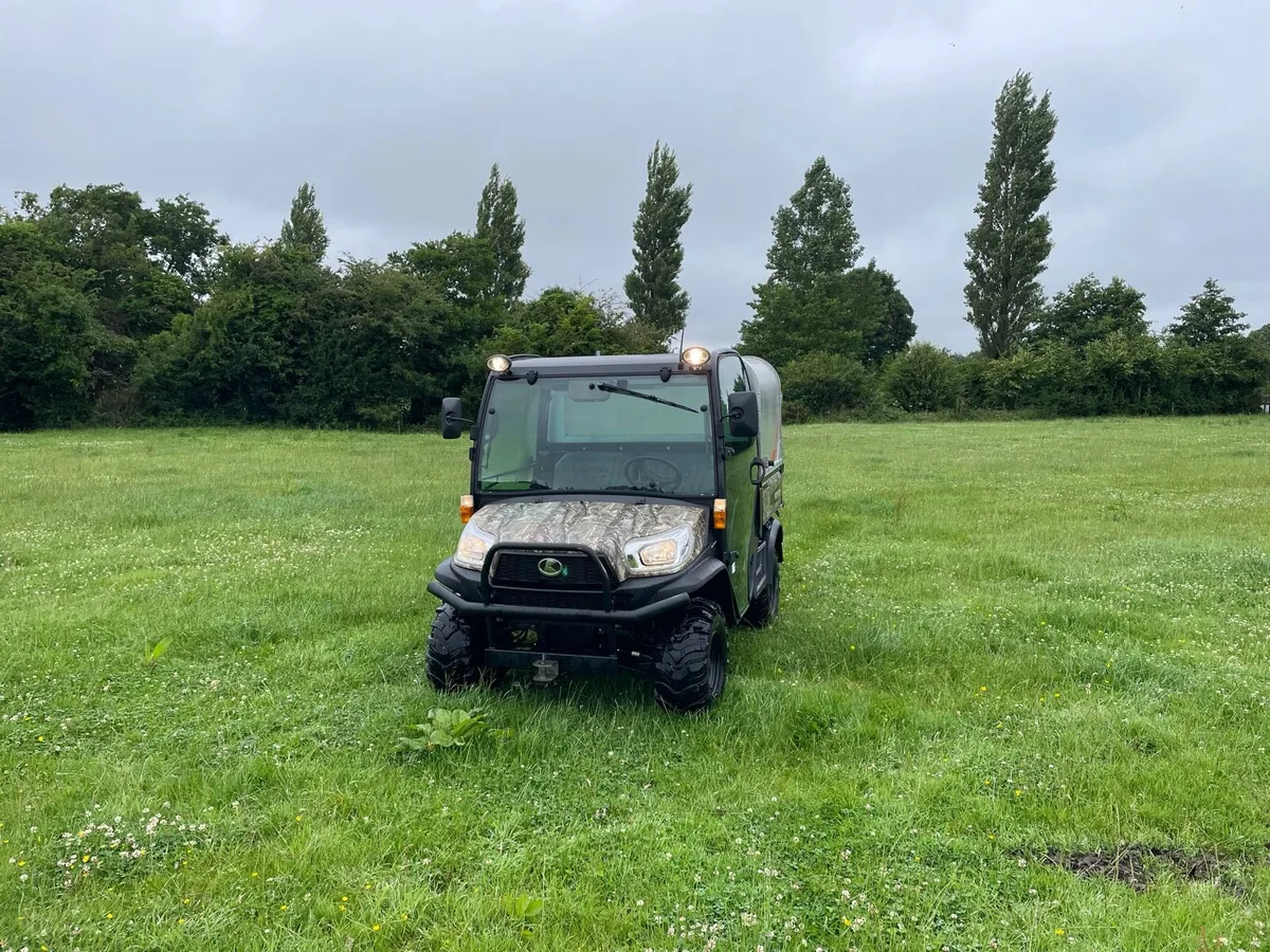 Kubota RTVX 1110 - Image 1