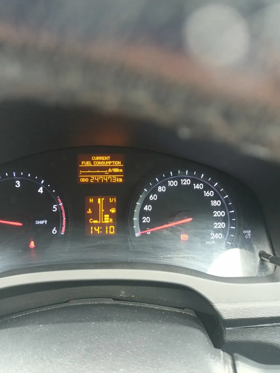 Toyota Avensis 2013 - Image 3