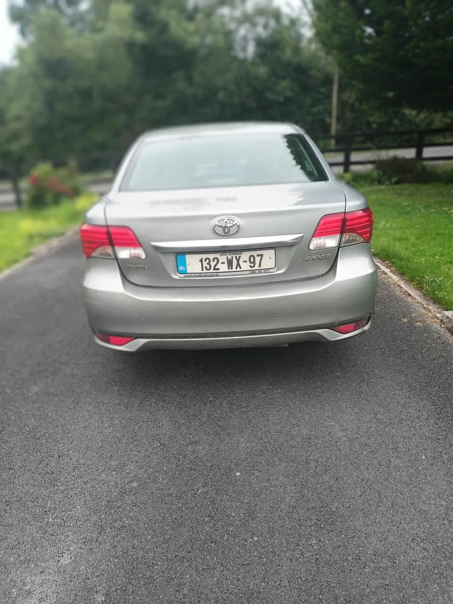 Toyota Avensis 2013 - Image 4