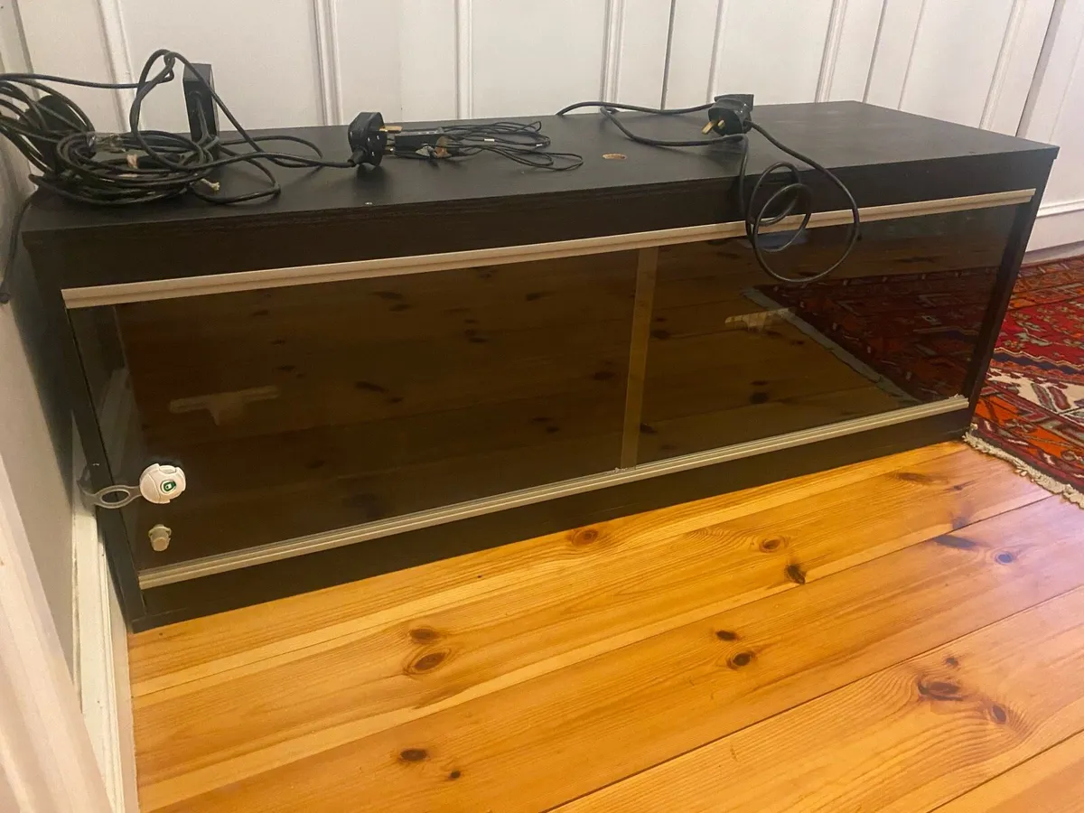 Large Vivarium - Image 2