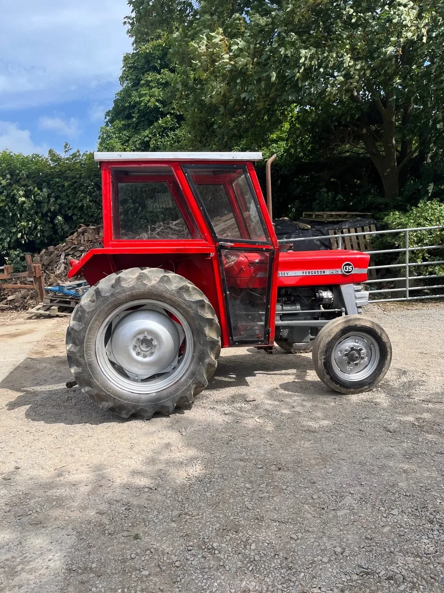 Massey Ferguson 135 - Image 2