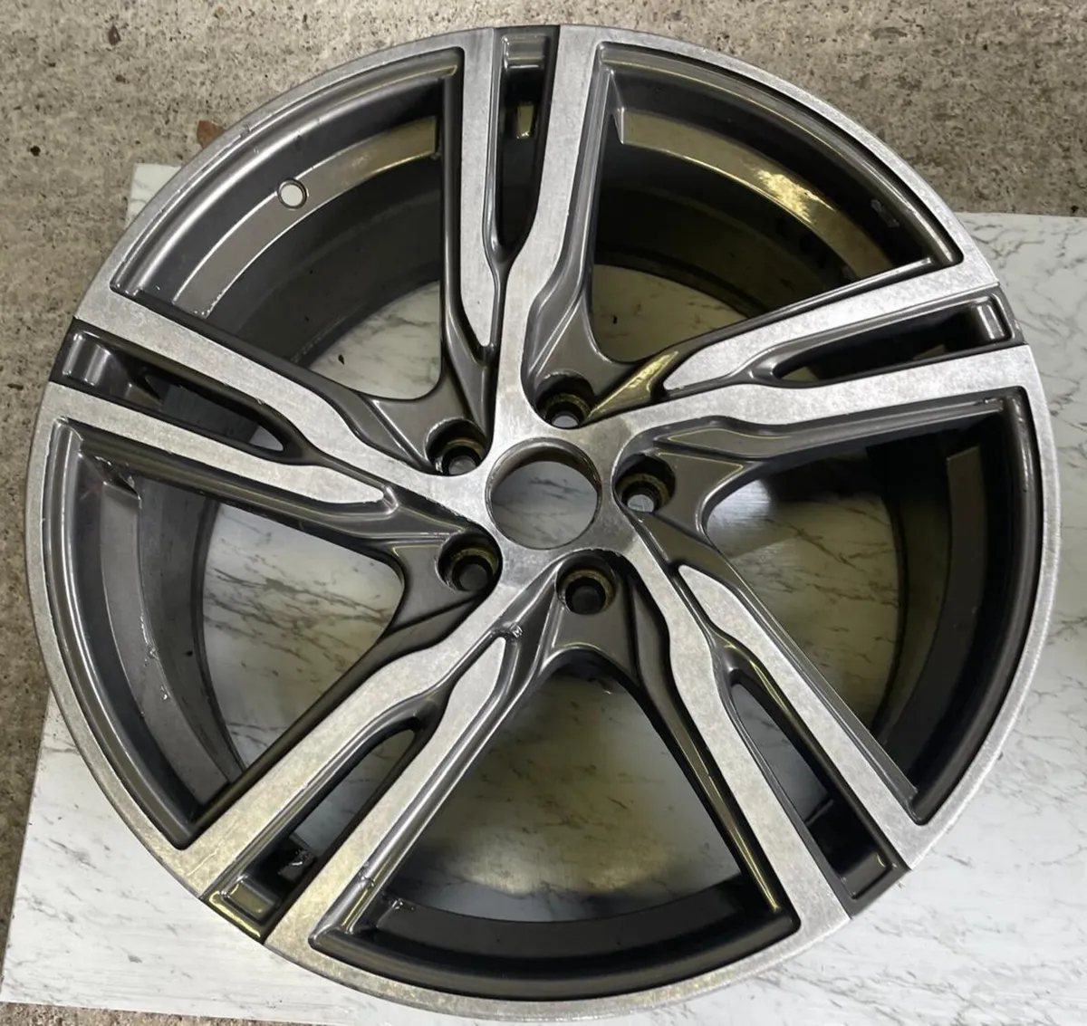 19 inch alloys - Image 3