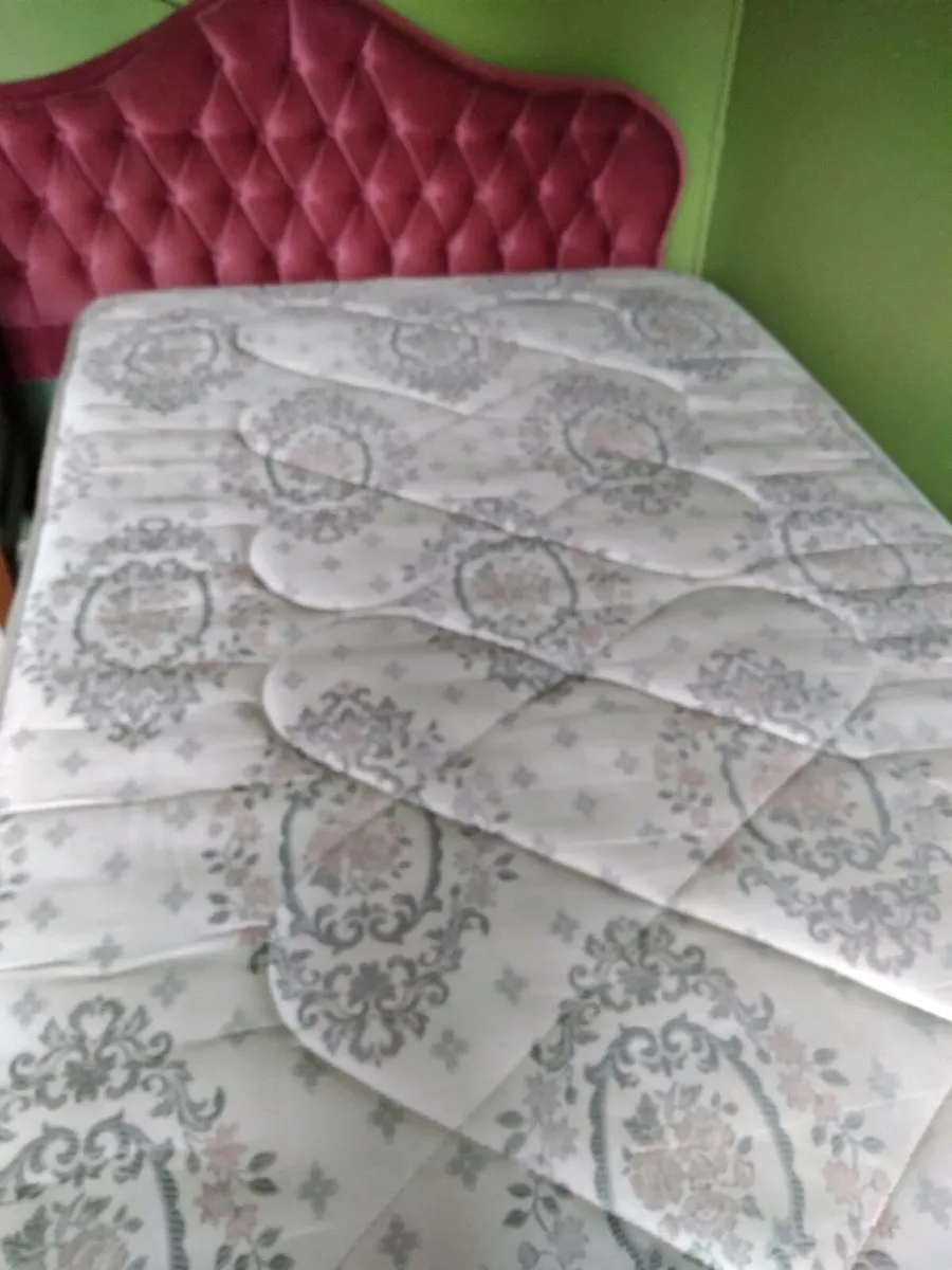 Bed 3ft 6 in - Image 2