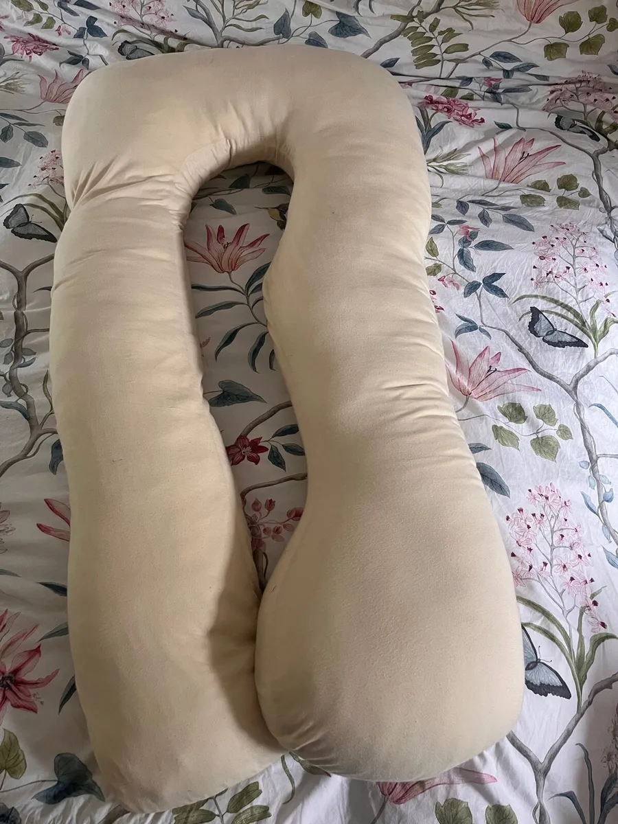 Pregnancy pillow - Image 1
