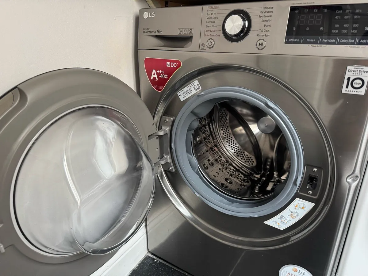 LG 9 kg 1400 Spin Washing Machine - Graphite - Image 3