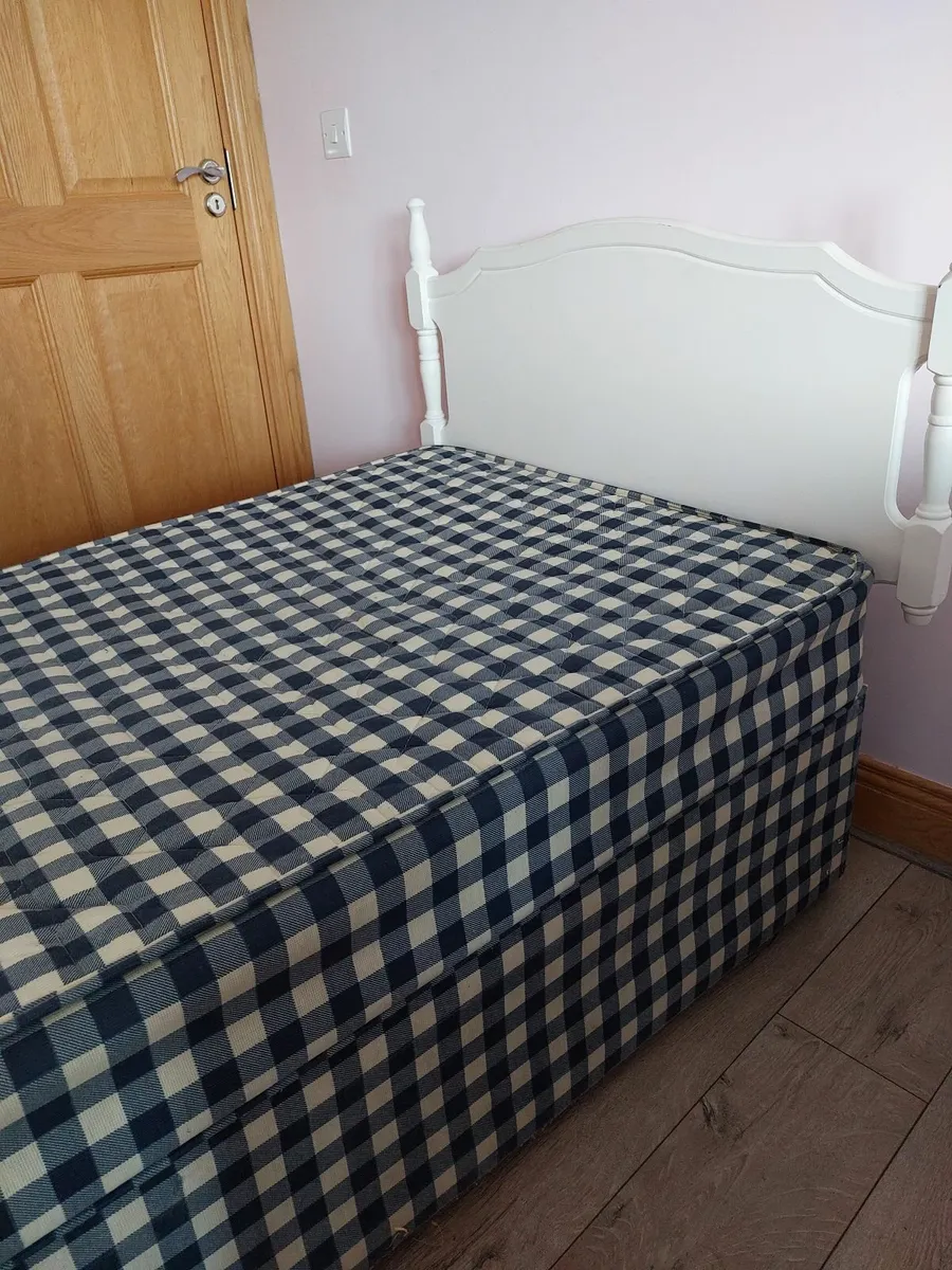 Single bed - Image 3