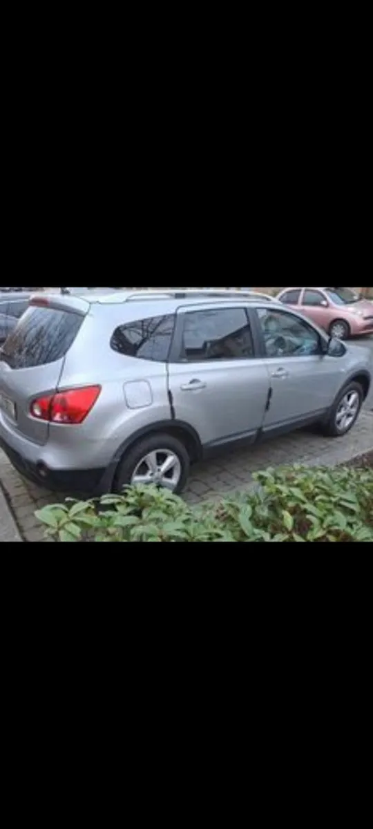 Car 2011 Nissan Qashquai +2 Petrol - Image 1