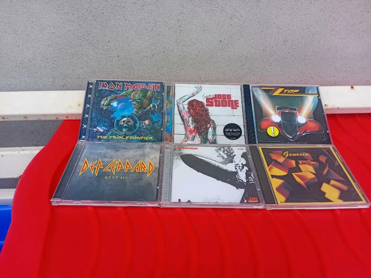 Cds - Image 1